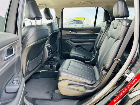 Used 2023 Jeep Grand Cherokee L Limited w/ Luxury Tech Group II image 30