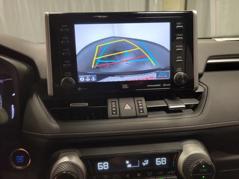 Used 2019 Toyota RAV4 Limited w/ Advanced Technology Package AWD/4WD image 17