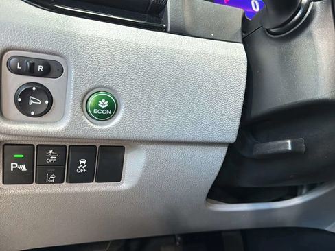 Used 2022 Honda Pilot Touring image 38