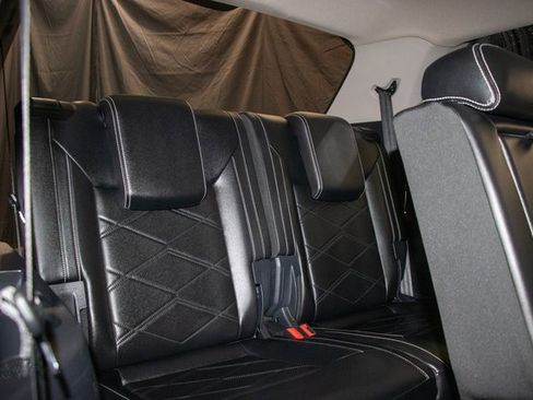 Used 2024 Volkswagen Atlas SE image 20