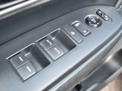 Used 2017 Honda CR-V EX-L image 18