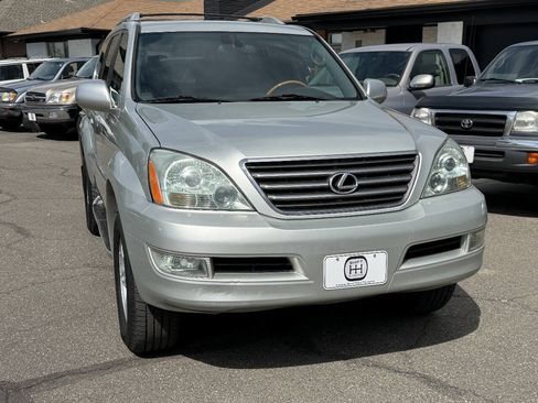Used 2004 Lexus GX 470 w/ Preferred Accessory Pkg AWD/4WD image 32