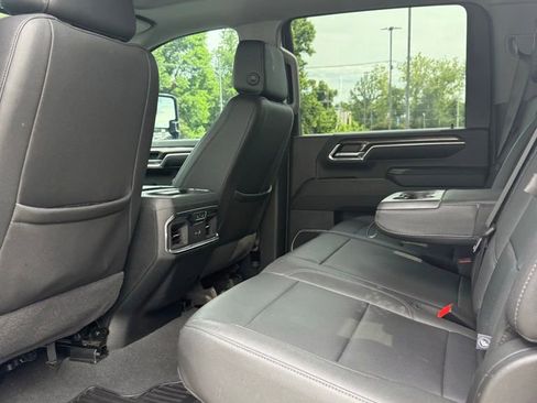 Used 2024 Chevrolet Silverado 2500 LTZ w/ LTZ Plus Package AWD/4WD image 16