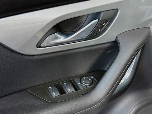 Used 2019 Chevrolet Blazer LT image 23