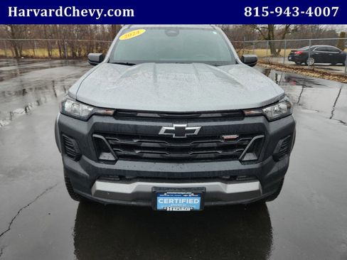 Used 2024 Chevrolet Colorado Trail Boss w/ Advanced Trailering Package image 2