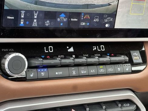 Used 2025 Toyota Tundra 1794 Edition AWD/4WD image 20