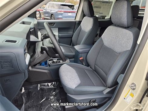 New 2025 Ford Maverick XLT w/ XLT Luxury Package image 5