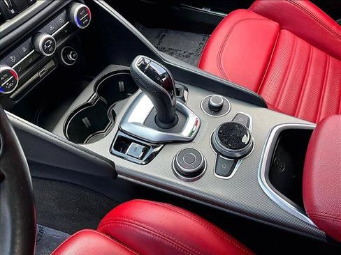 Used 2024 Alfa Romeo Giulia Ti w/ Performance Driving Package RWD image 15
