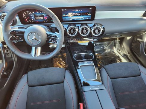 New 2026 Mercedes-Benz CLA 250 4MATIC image 25