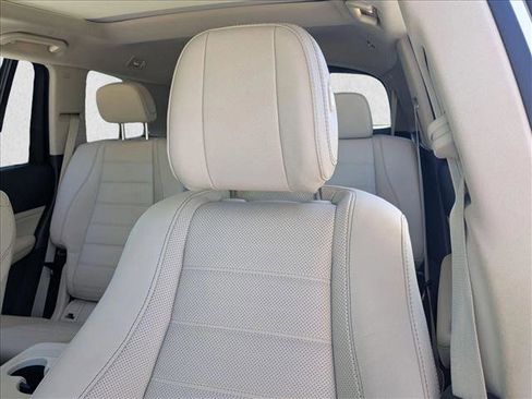 Used 2020 Mercedes-Benz GLS 450 4MATIC image 14