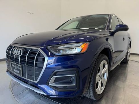 Used 2021 Audi Q5 2.0T Premium Plus w/ Premium Plus Package AWD/4WD image 29
