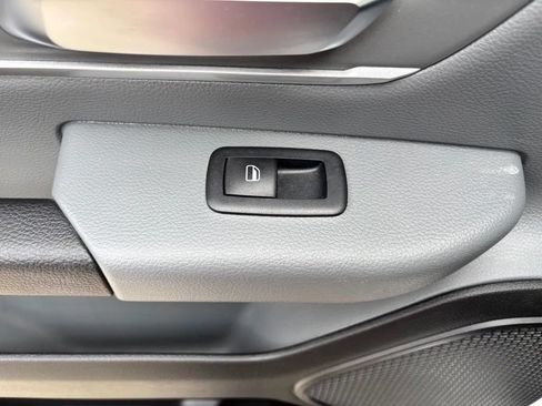 Used 2023 RAM 1500 Big Horn AWD/4WD image 23