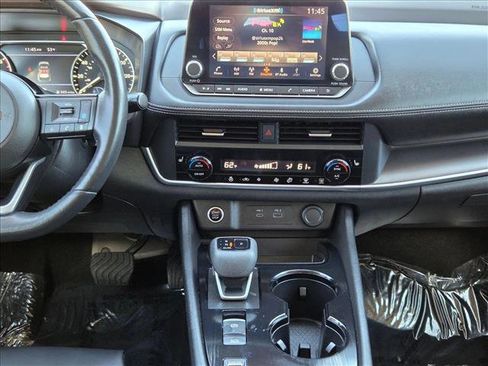 Used 2023 Nissan Rogue SV w/ SV Premium B Package image 15