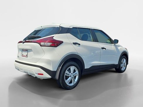 New 2025 Nissan Kicks Play S image 6