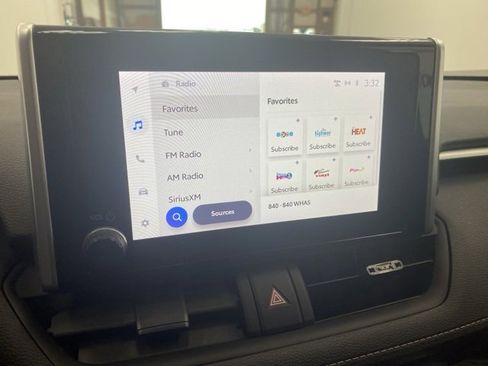 Used 2023 Toyota RAV4 XLE image 19