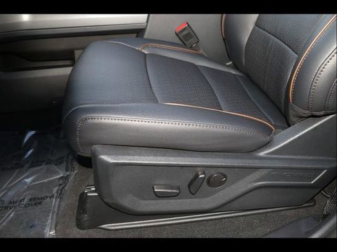 New 2025 Ford F250 Lariat w/ Lariat Ultimate Package image 20