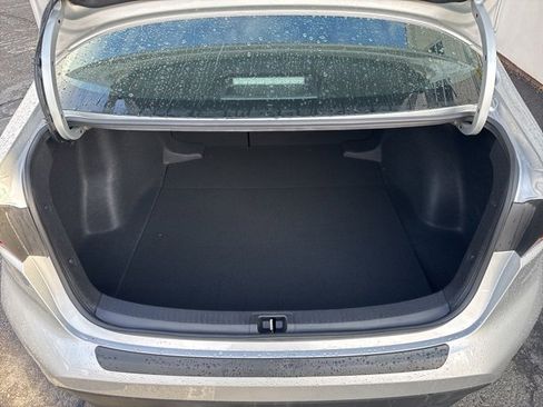 Used 2024 Toyota Corolla LE image 27