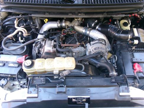 Used 2003 Ford F250 XLT image 35