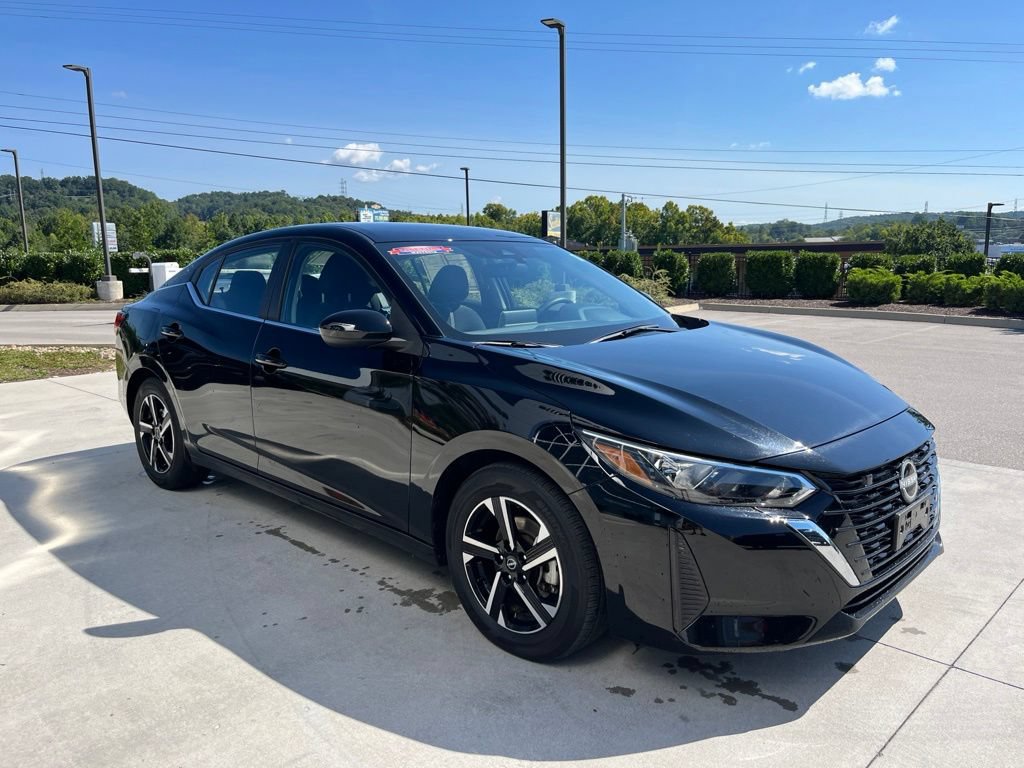 Used 2025 Nissan Sentra SV FWD image 30