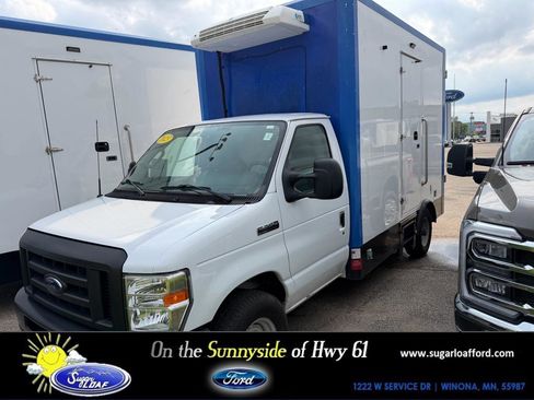 Used 2023 Ford E-350 and Econoline 350 Super Duty w/ Power Windows & Locks Group RWD image 1