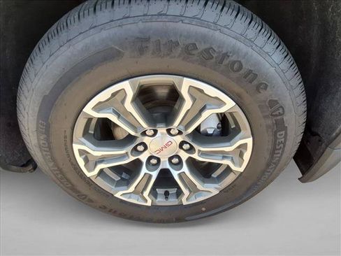 Used 2025 GMC Sierra 1500 SLT RWD image 24