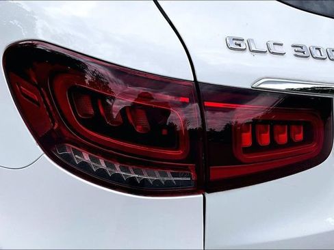 Certified 2020 Mercedes-Benz GLC 300 4MATIC image 17