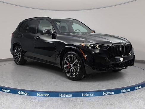 New 2026 BMW X5 xDrive50e w/ M Sport Package image 3