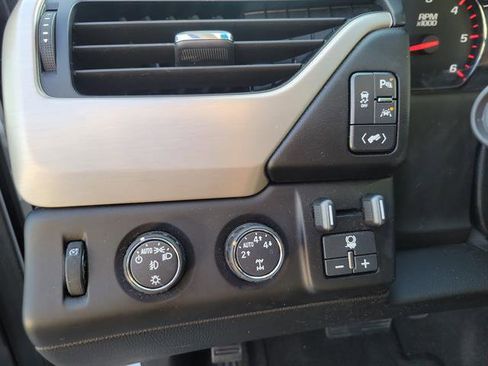 Used 2016 GMC Yukon Denali w/ Open Road Package image 44