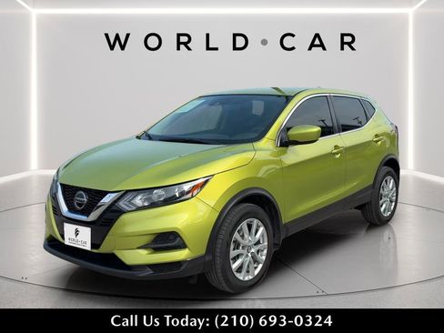 Used 2021 Nissan Rogue Sport S image 7