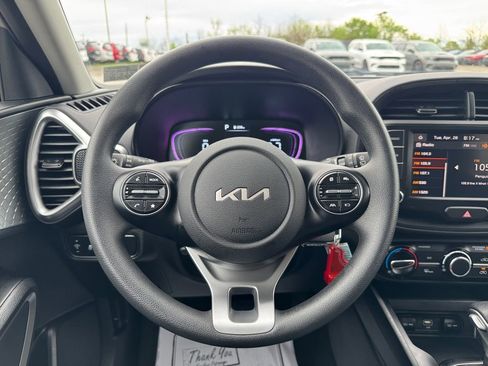 Certified 2024 Kia Soul LX FWD image 15