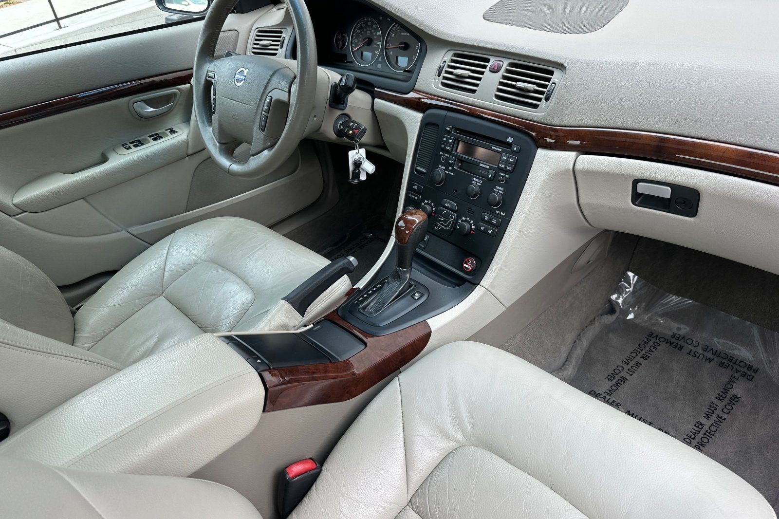 Used 2005 Volvo S80 2.5T FWD image 16
