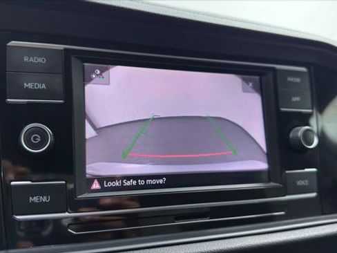 Used 2023 Volkswagen Jetta S FWD image 28