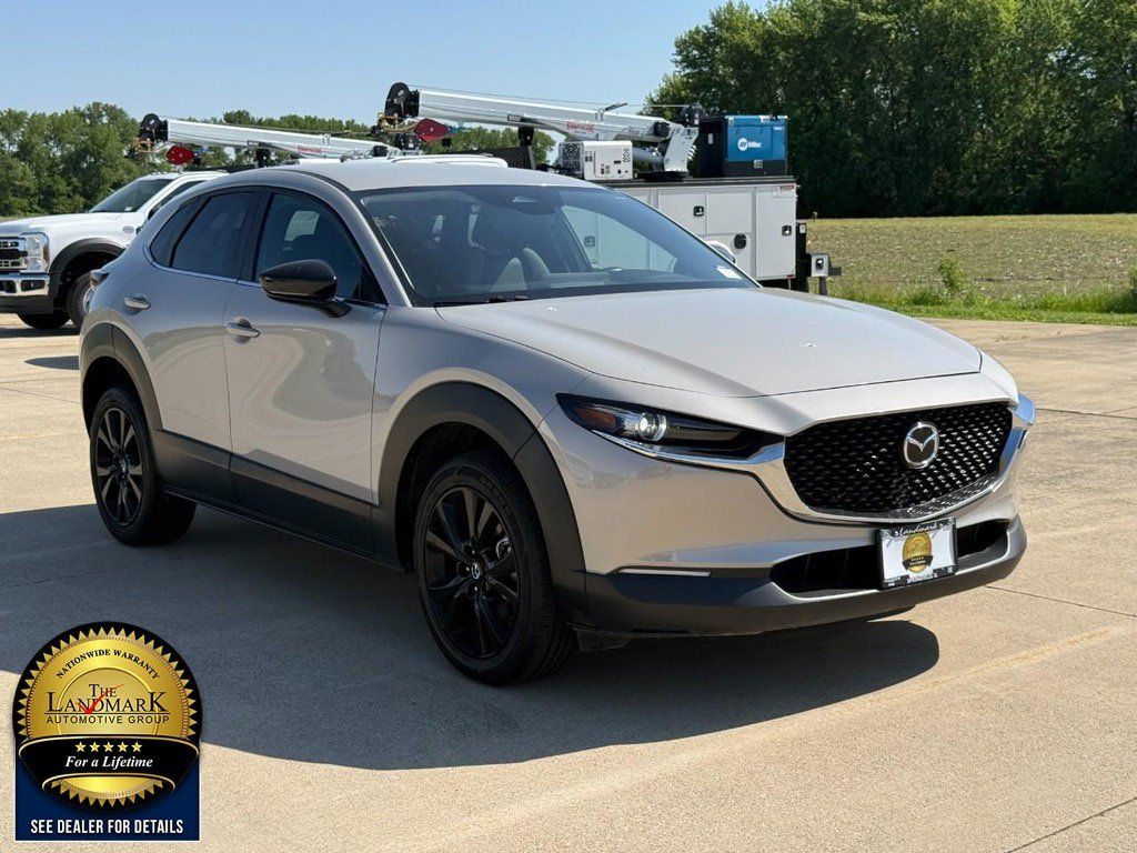 Used 2024 MAZDA CX-30 AWD 2.5 S w/ Select Sport Pkg image 3