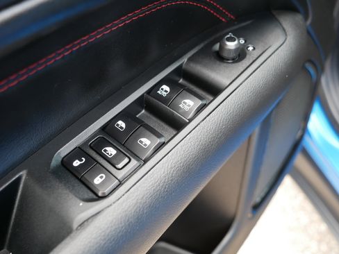 Used 2025 Jeep Compass Trailhawk w/ Trailhawk Elite Group AWD/4WD image 19