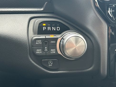 Used 2025 RAM 1500 Laramie image 20