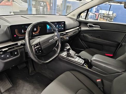 Certified 2026 Kia Sportage LX FWD image 21
