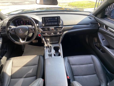 Used 2019 Honda Accord Sport image 4