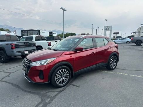 Used 2021 Nissan Kicks SV FWD image 6