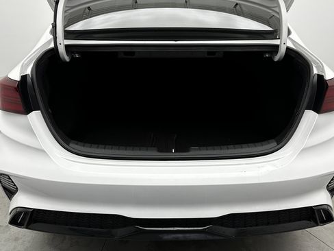 Used 2024 Kia Forte GT-Line image 28