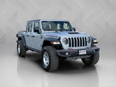 Used 2022 Jeep Gladiator Mojave w/ Cold Weather Group AWD/4WD image 3