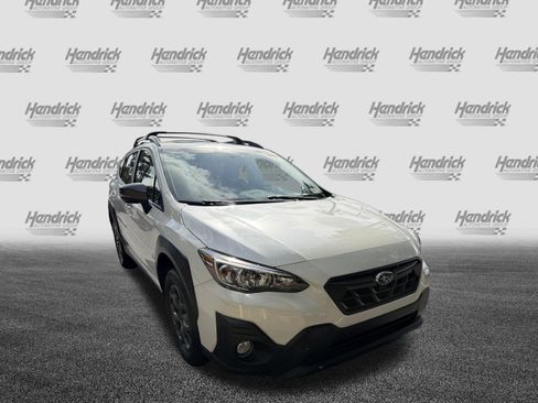 Used 2021 Subaru Crosstrek 2.5i Sport w/ Moonroof Package AWD/4WD image 2