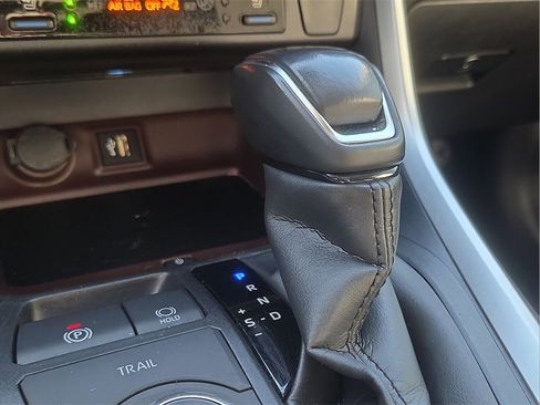 Used 2024 Toyota RAV4 Limited image 26