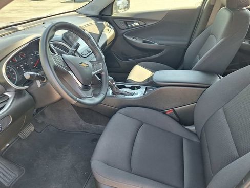 Used 2025 Chevrolet Malibu RS FWD image 10