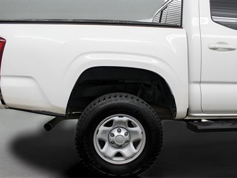 Used 2021 Toyota Tacoma SR image 16