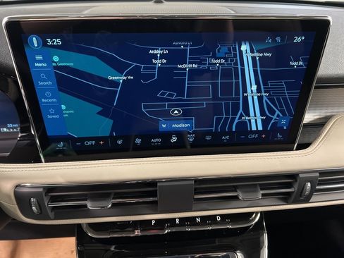 New 2026 Lincoln Corsair Premiere image 11