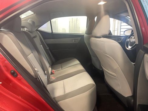 Used 2017 Toyota Corolla LE image 18