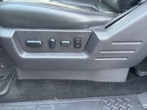 Used 2011 Ford F150 Raptor image 7