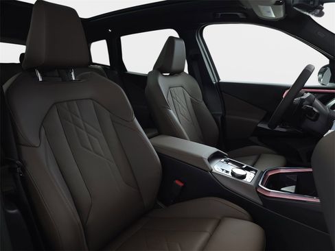 New 2026 BMW X3 xDrive30 w/ Premium Package image 10