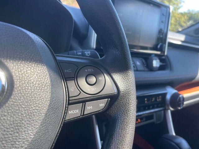 Used 2019 Toyota RAV4 Adventure AWD/4WD image 25