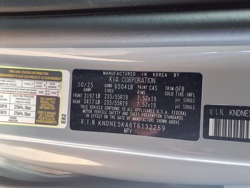 Certified 2026 Kia Carnival SX Prestige FWD image 14